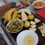 Mali kucharze - sałatka owocowa